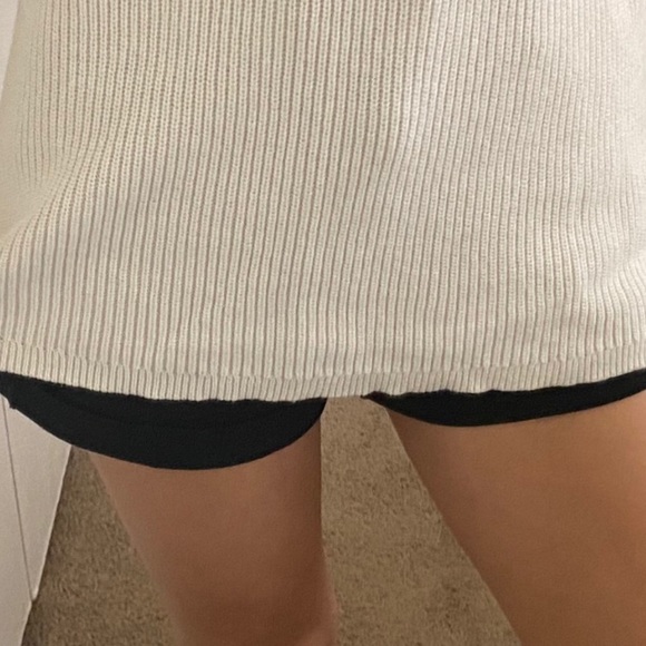 top - Picture 3 of 4